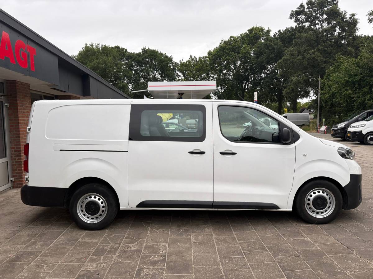 Toyota ProAce Toyota PROACE Worker 1.6 D-4D Cool Comfort Long DC|EURO6|Dubbelcabine|airco|cruise|bluetooth|trekhaak|parkeersensoren achter