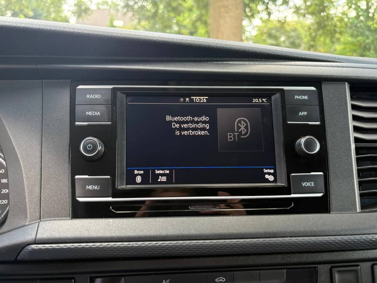 Volkswagen Transporter Volkswagen TRANSPORTER 2.0 TDI L2H1 150PK!|DSG Automaat|airco|achteruitrijcamera|apple carplay|drie zitplaatse
