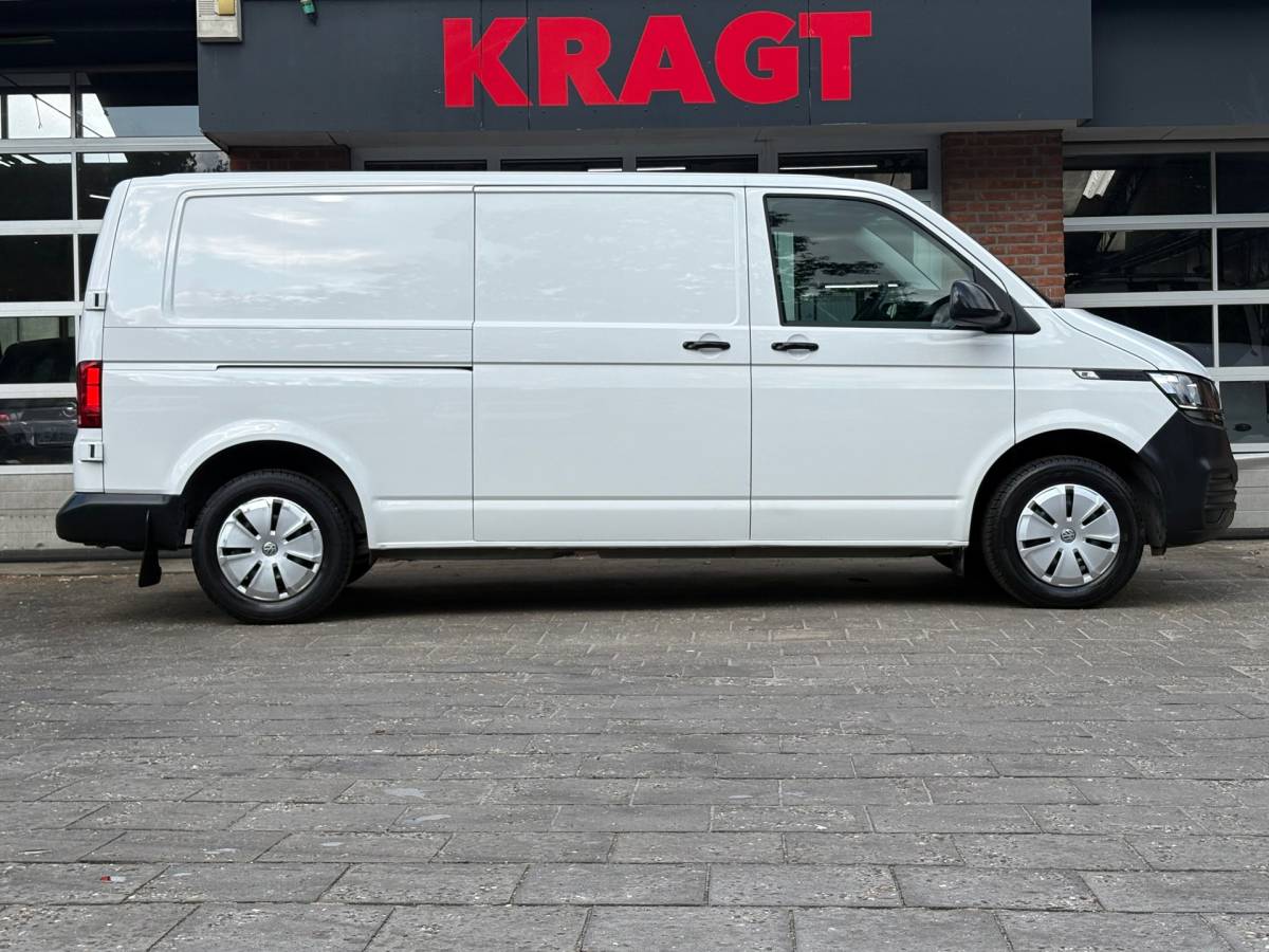 Volkswagen Transporter Volkswagen TRANSPORTER 2.0 TDI L2H1 150PK!|DSG Automaat|airco|achteruitrijcamera|apple carplay|drie zitplaatse