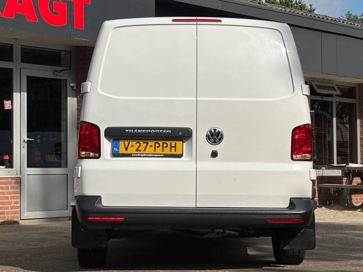 Volkswagen Transporter Volkswagen TRANSPORTER 2.0 TDI L2H1 150PK!|DSG Automaat|airco|achteruitrijcamera|apple carplay|drie zitplaatse