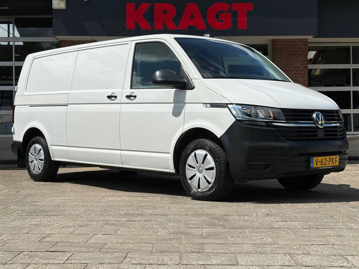 Volkswagen Transporter Volkswagen TRANSPORTER 2.0 TDI L2H1 150PK!|DSG Automaat|airco|achteruitrijcamera|apple carplay|drie zitplaatse