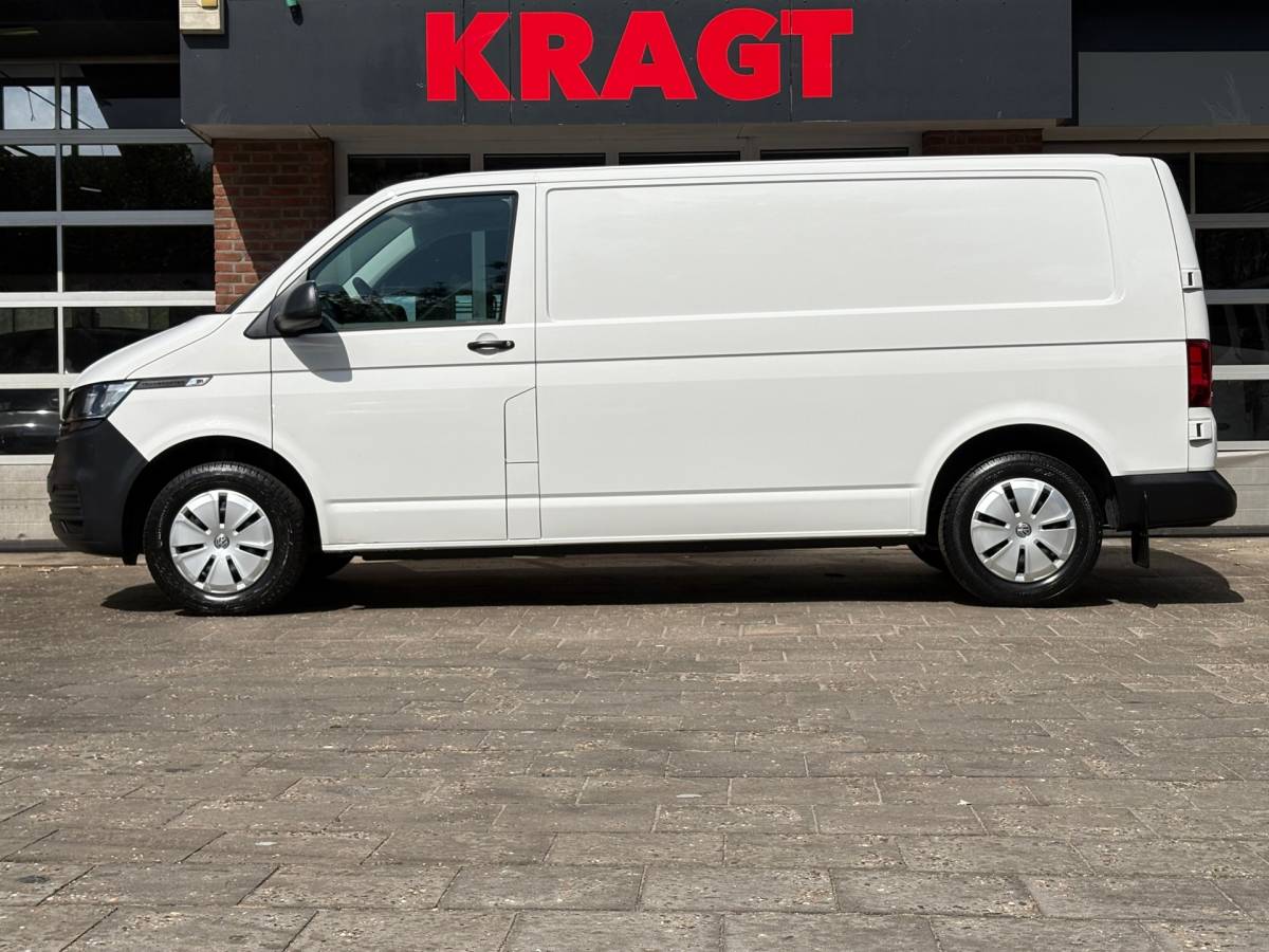 Volkswagen Transporter Volkswagen TRANSPORTER 2.0 TDI L2H1 150PK!|DSG Automaat|airco|achteruitrijcamera|apple carplay|drie zitplaatse