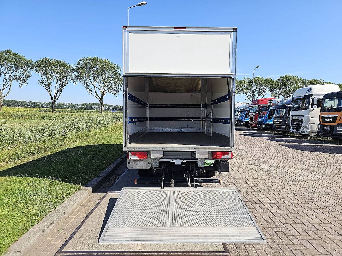 Mercedes-Benz Sprinter MERCEDES-BENZ SPRINTER 515 bakwagen laadklep!