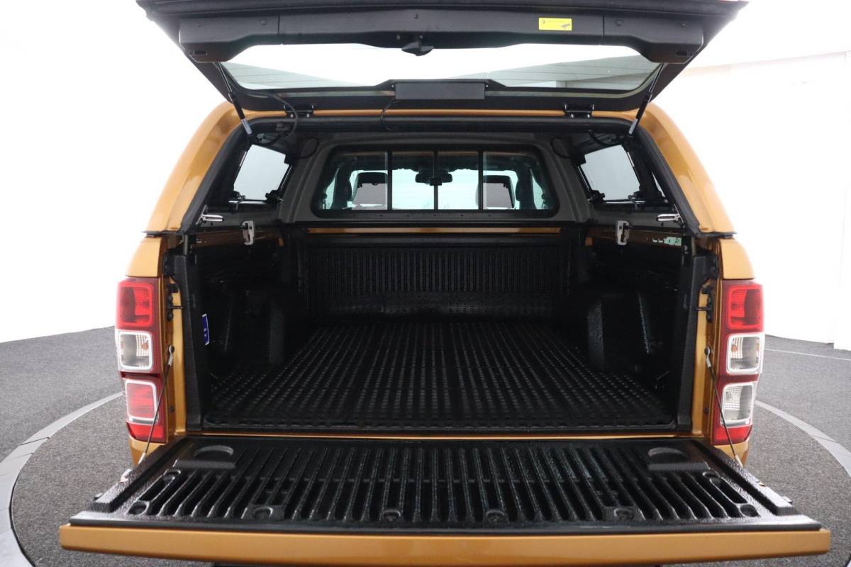 Ford Ranger Ford Ranger 2.0 EcoBlue Wildtrak Supercab NAP|1e eigenaar|Marge|3500KG|