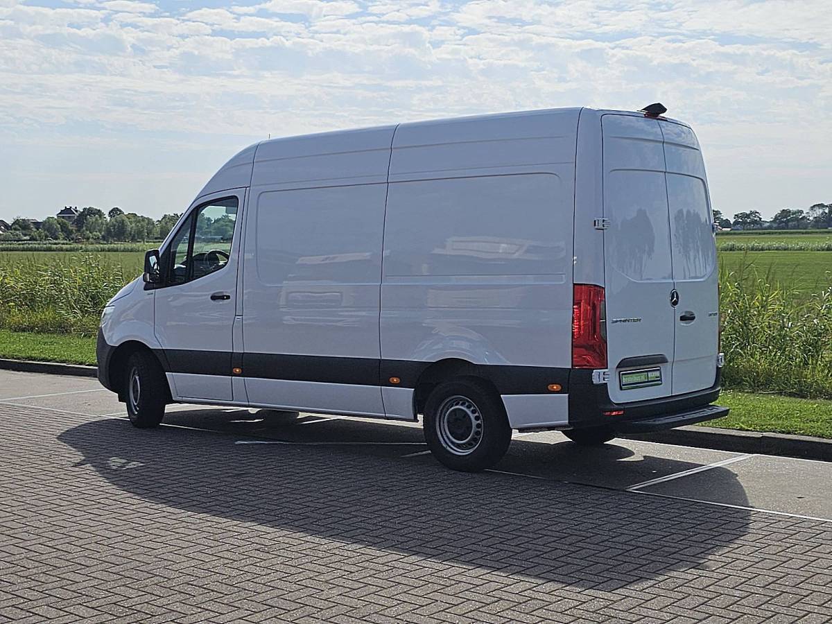 Mercedes-Benz Sprinter MERCEDES-BENZ SPRINTER 317 l2h2 navi mbux ac!