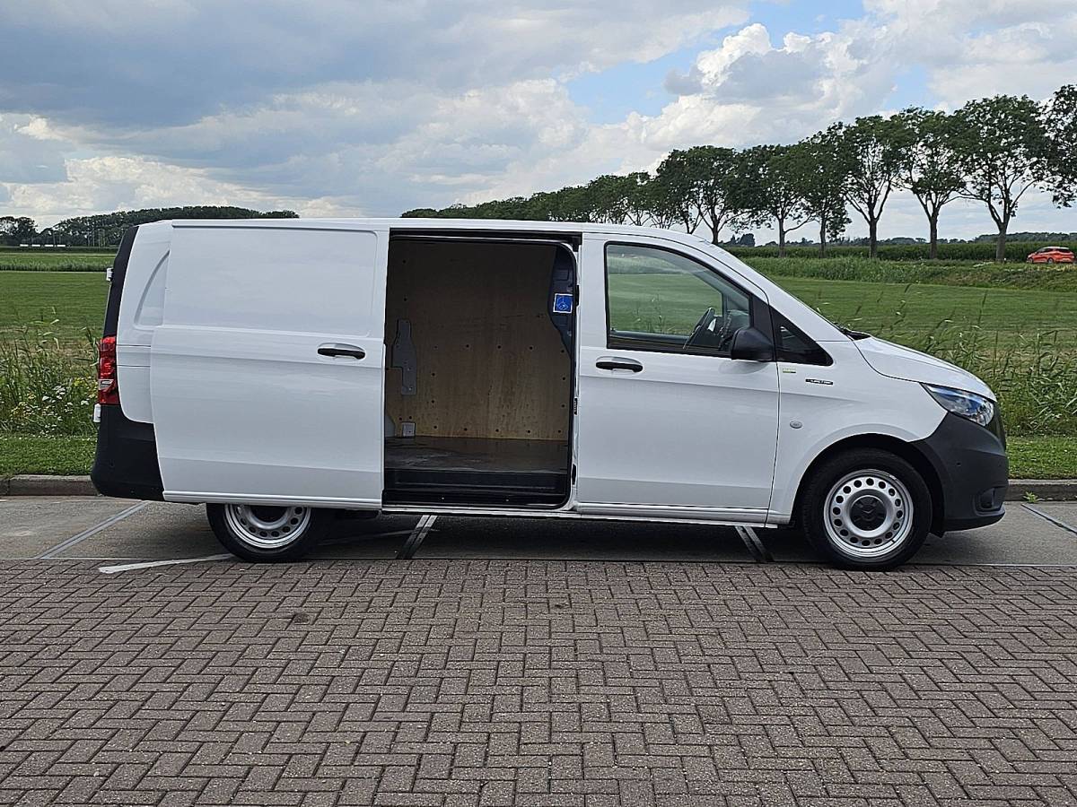 Mercedes-Benz eVito MERCEDES-BENZ EVITO l2 280km wltp 60kwh!