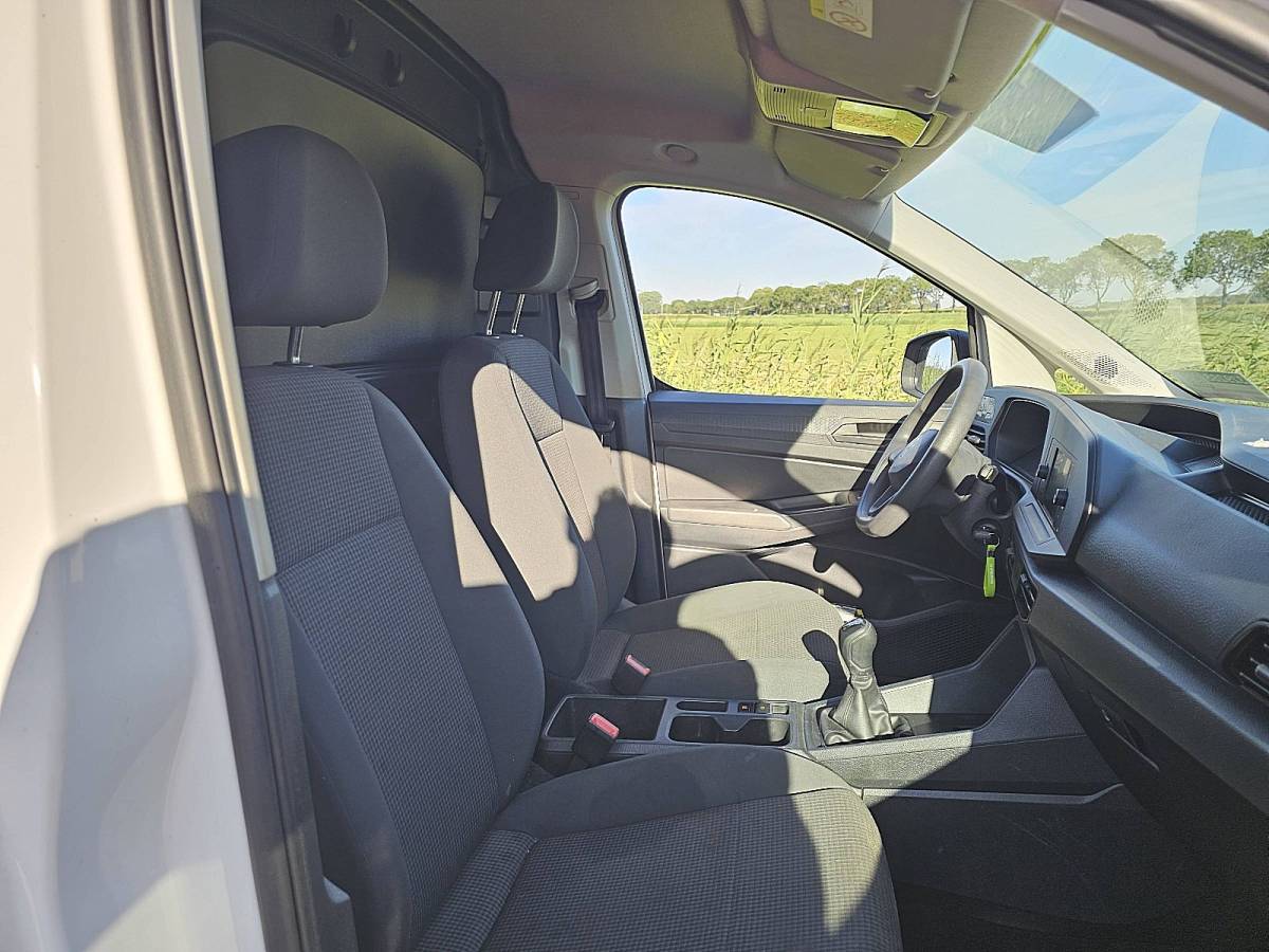 Volkswagen Caddy VOLKSWAGEN CADDY 2.0 l1 airco nap euro6!