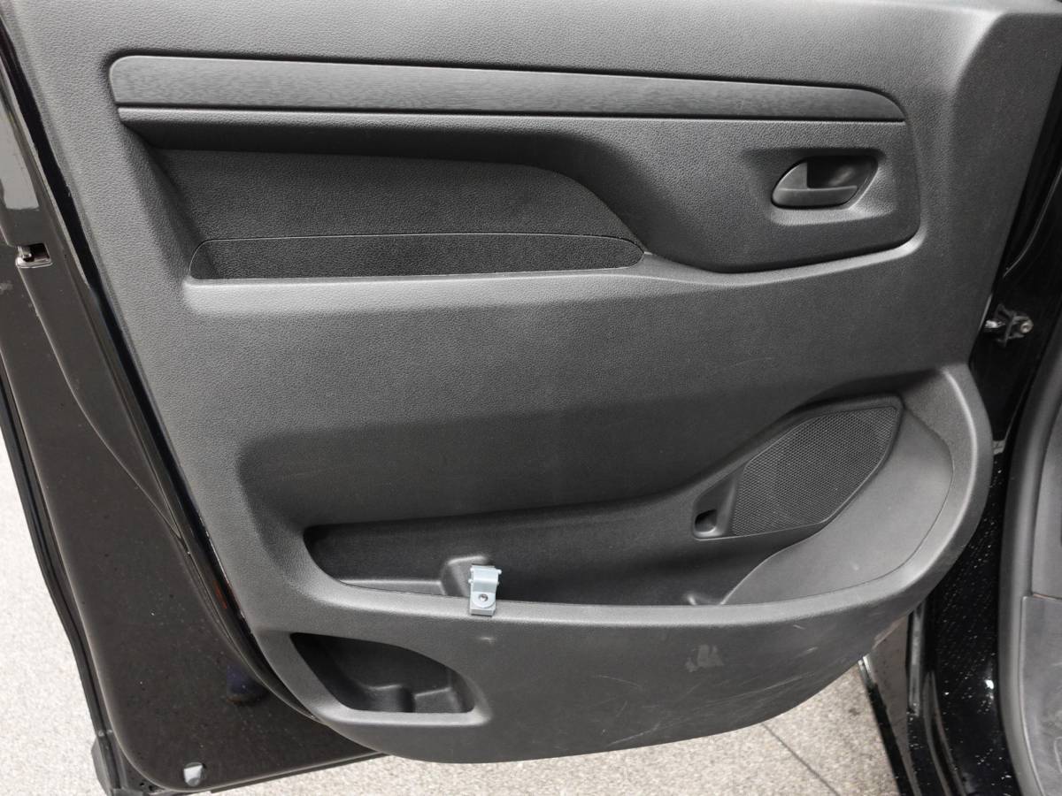 Peugeot Expert Peugeot Expert 2.0 BlueHDI 145PK Automaat Airco Bluetooth Cruise Control Trekhaak Navigatie Carplay