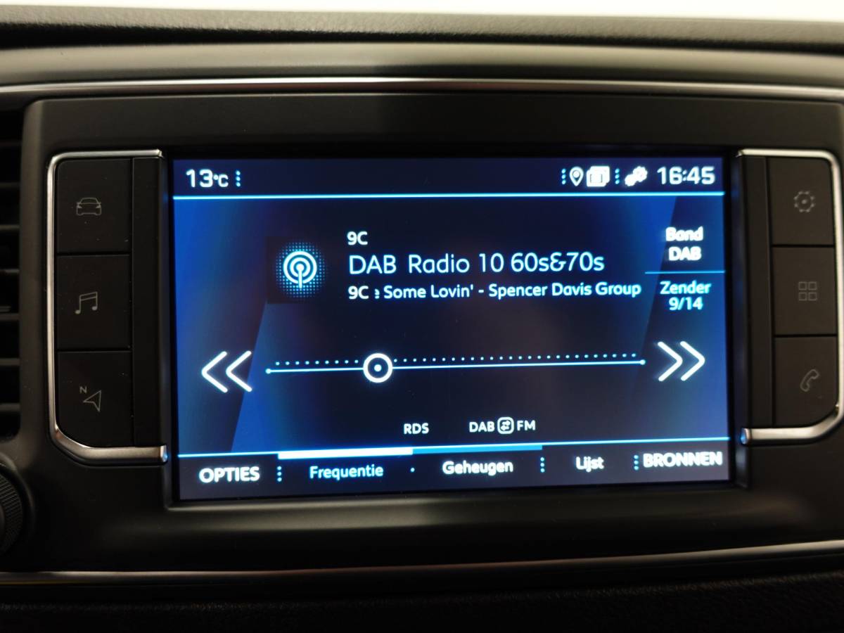 Peugeot Expert Peugeot Expert 2.0 BlueHDI 145PK Automaat Airco Bluetooth Cruise Control Trekhaak Navigatie Carplay