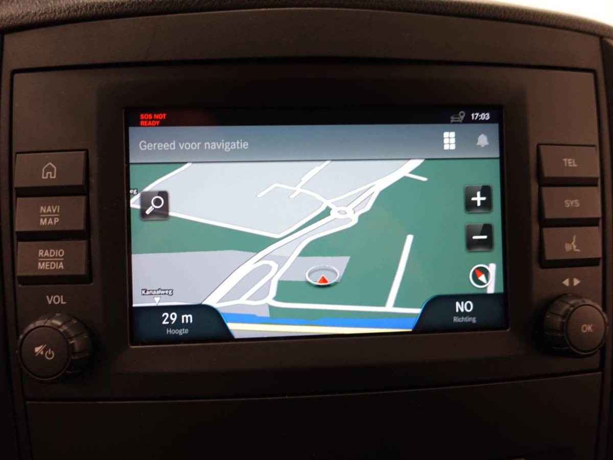 Mercedes-Benz eVito Mercedes-Benz eVito Lang 66 kWh Automaat Airco Cruise Leder Camera Navigatie