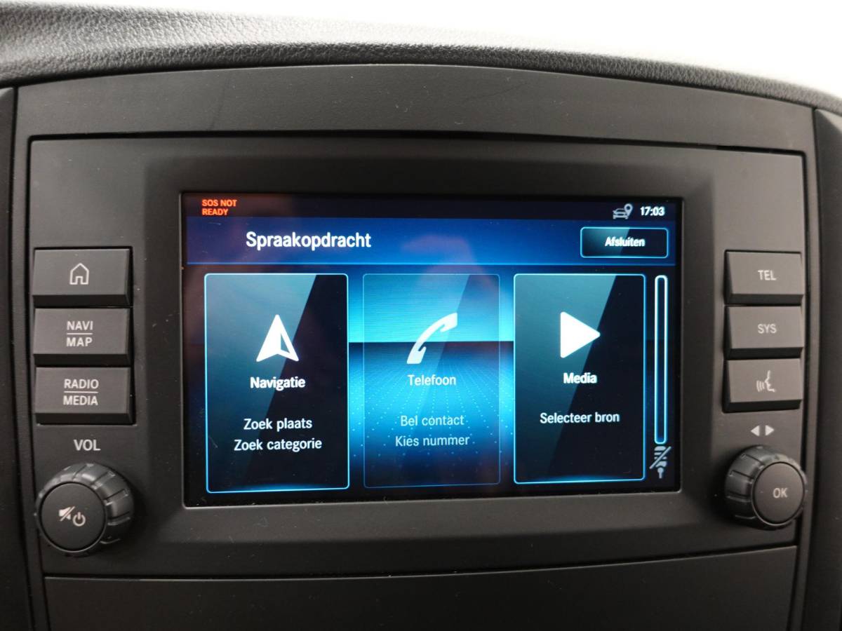 Mercedes-Benz eVito Mercedes-Benz eVito Lang 66 kWh Automaat Airco Cruise Leder Camera Navigatie