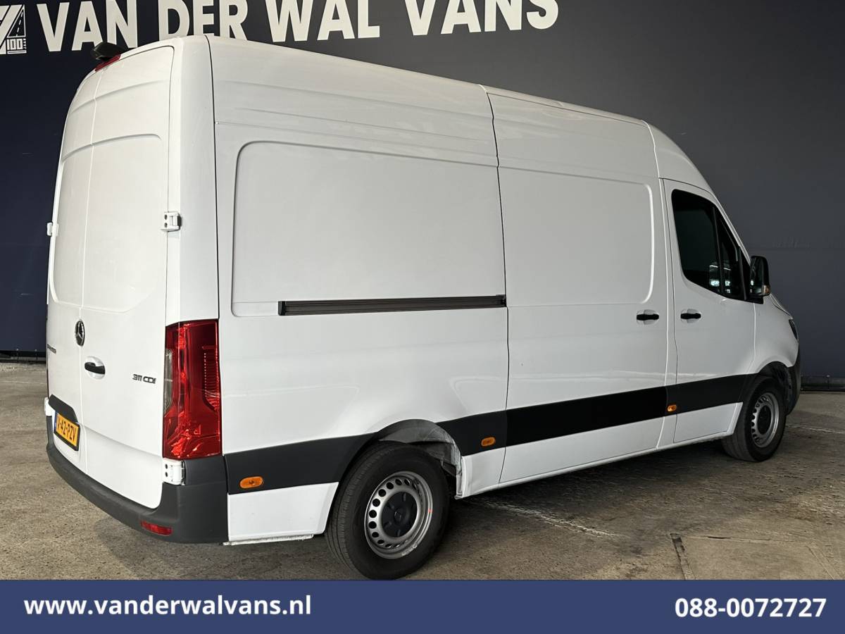 Mercedes-Benz Sprinter Mercedes-Benz Sprinter 311 CDI L2H2 2025 model Euro6 Airco | XXL MBUX | Apple Carplay | Camera | Adaptieve Cruisecontrol Bijrijdersbank