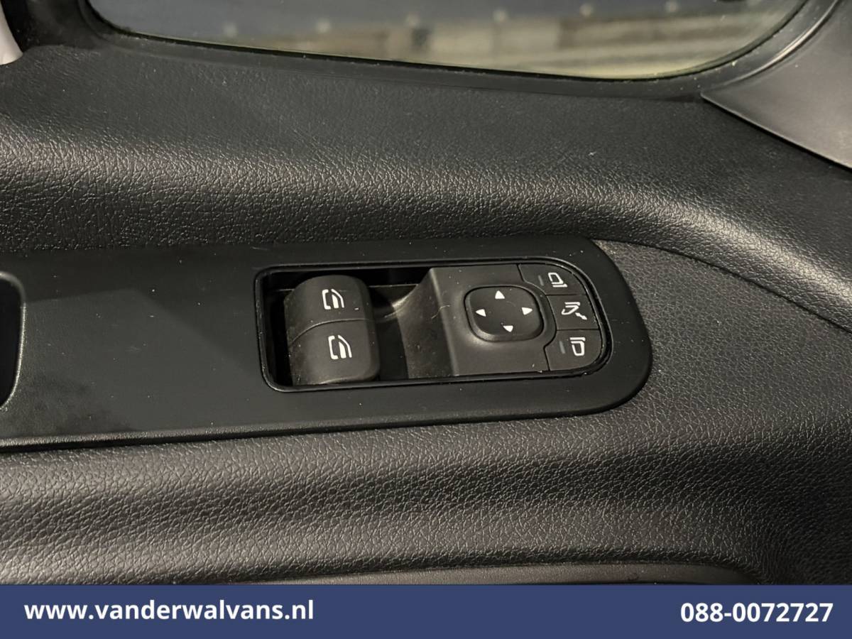 Mercedes-Benz Sprinter Mercedes-Benz Sprinter 311 CDI L2H2 2025 model Euro6 Airco | XXL MBUX | Apple Carplay | Camera | Adaptieve Cruisecontrol Bijrijdersbank
