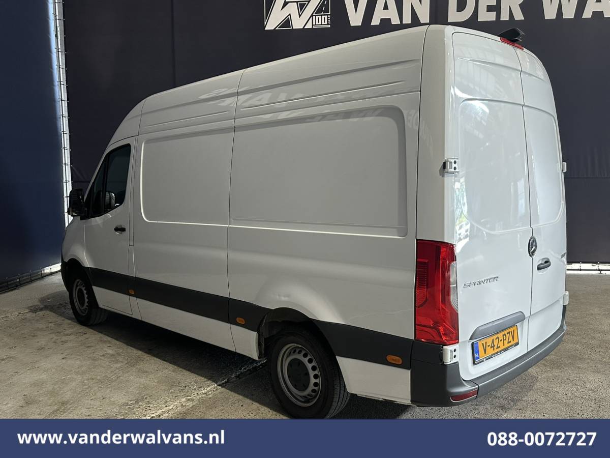 Mercedes-Benz Sprinter Mercedes-Benz Sprinter 311 CDI L2H2 2025 model Euro6 Airco | XXL MBUX | Apple Carplay | Camera | Adaptieve Cruisecontrol Bijrijdersbank
