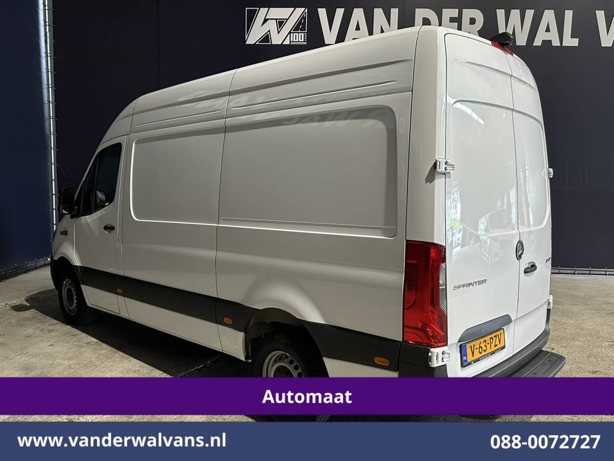 Mercedes-Benz Sprinter Mercedes-Benz Sprinter 317 CDI 170pk 9G-Tronic Automaat L2H2 Facelift Euro6 Airco | Camera | XXL Navigatie | Adaptieve Cruisecontrol | LED Chauffeursstoel, Parkeersensoren, Stoelverwarming, Bijrijdersbank