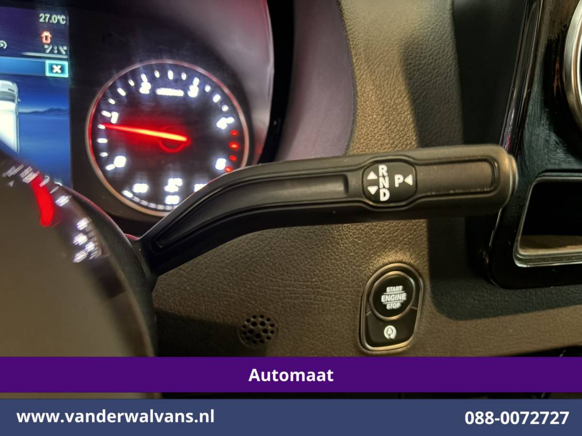 Mercedes-Benz Sprinter Mercedes-Benz Sprinter 317 CDI 170pk 9G-Tronic Automaat L2H2 Facelift Euro6 Airco | Camera | XXL Navigatie | Adaptieve Cruisecontrol | LED Chauffeursstoel, Parkeersensoren, Stoelverwarming, Bijrijdersbank