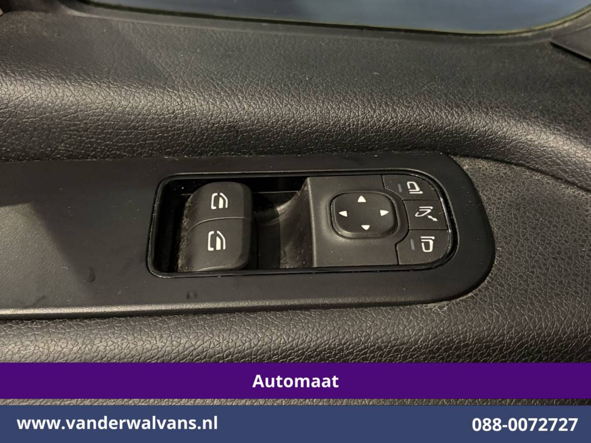 Mercedes-Benz Sprinter Mercedes-Benz Sprinter 317 CDI 170pk 9G-Tronic Automaat L2H2 Facelift Euro6 Airco | Camera | XXL Navigatie | Adaptieve Cruisecontrol | LED Chauffeursstoel, Parkeersensoren, Stoelverwarming, Bijrijdersbank