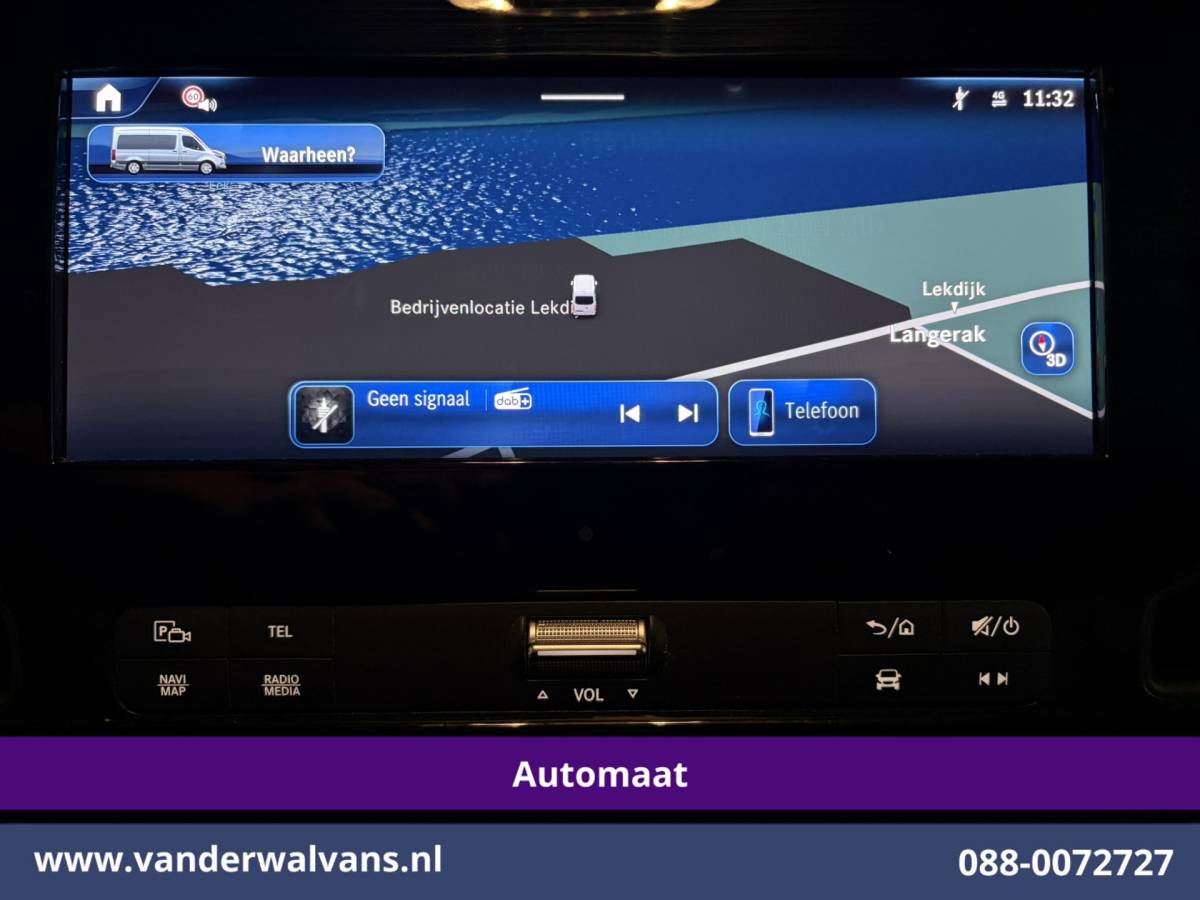 Mercedes-Benz Sprinter Mercedes-Benz Sprinter 317 CDI 170pk 9G-Tronic Automaat L2H2 Facelift Euro6 Airco | Camera | XXL Navigatie | Adaptieve Cruisecontrol | LED Chauffeursstoel, Parkeersensoren, Stoelverwarming, Bijrijdersbank