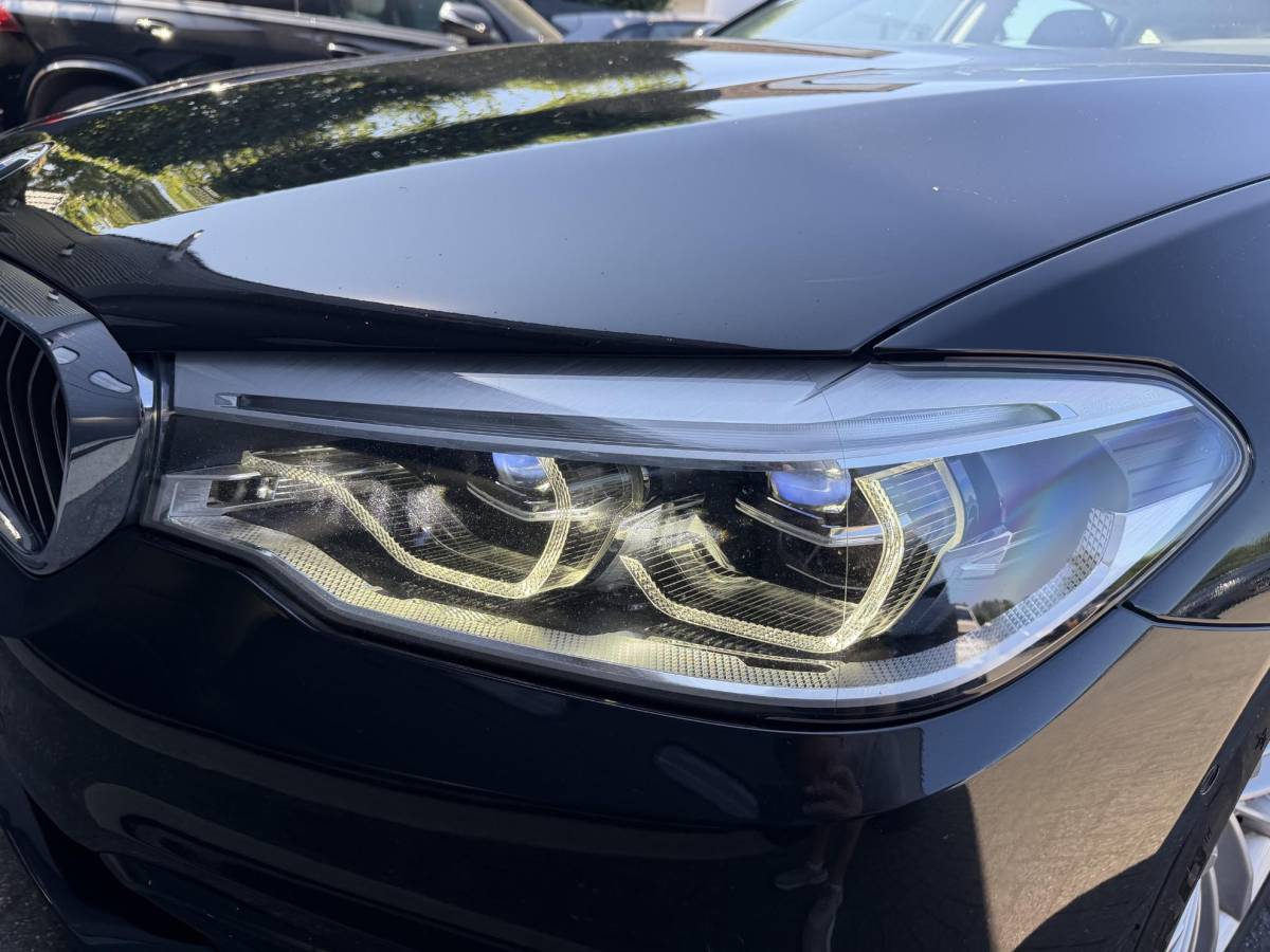 BMW 5 Serie BMW 5-serie Touring 540i xDrive High Executive Edition | Panoramadak | 360* Camera | Elektrische Achterklep | Climate Control |