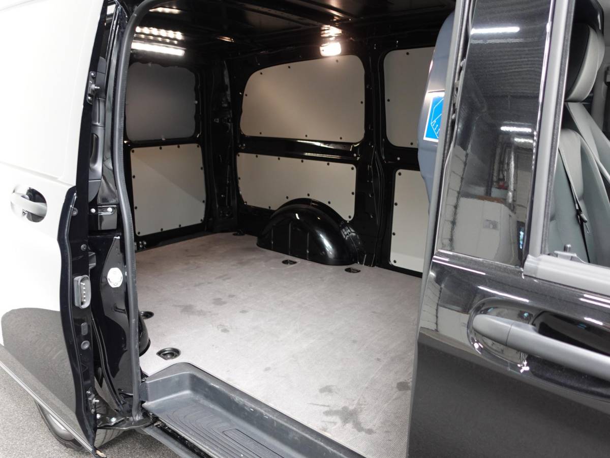 Mercedes-Benz Vito Mercedes-Benz Vito 114 CDI Lang Automaat Airco Bluetooth Camera Trekhaak