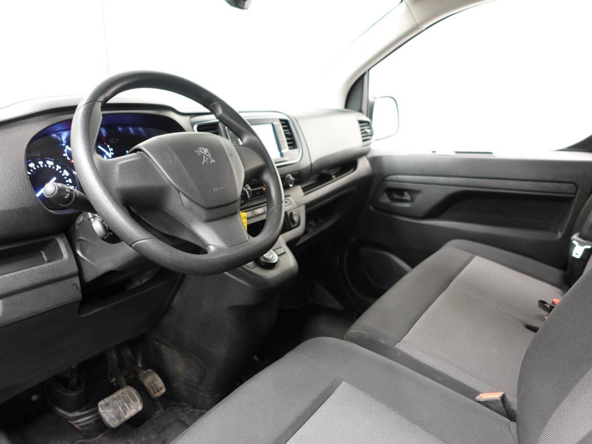 Peugeot Expert Peugeot Expert 2.0 BlueHDI 145PK L3 Automaat Navigatie Airco Trekhaak Carplay Parkeersensoren