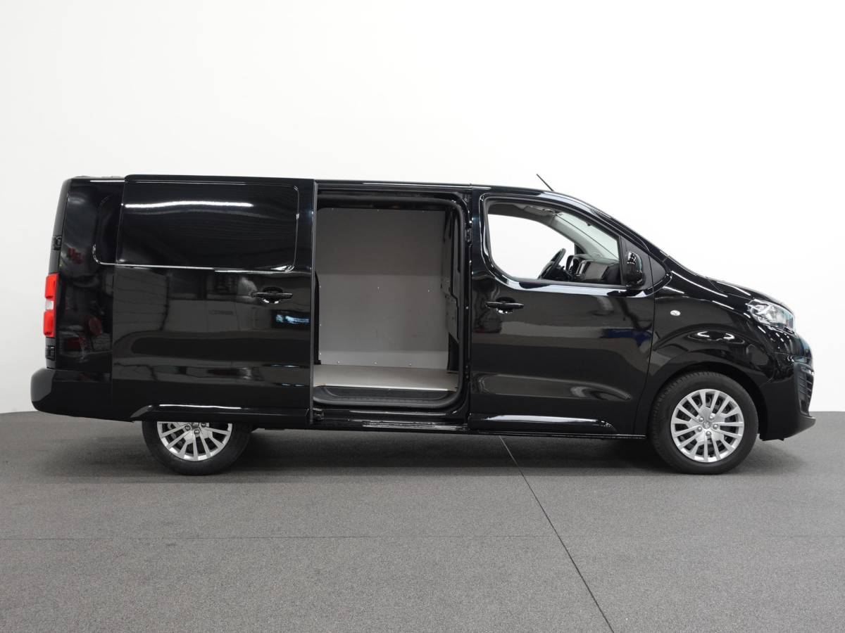 Peugeot Expert Peugeot Expert 2.0 BlueHDI 145PK L3 Automaat Navigatie Airco Trekhaak Carplay Parkeersensoren