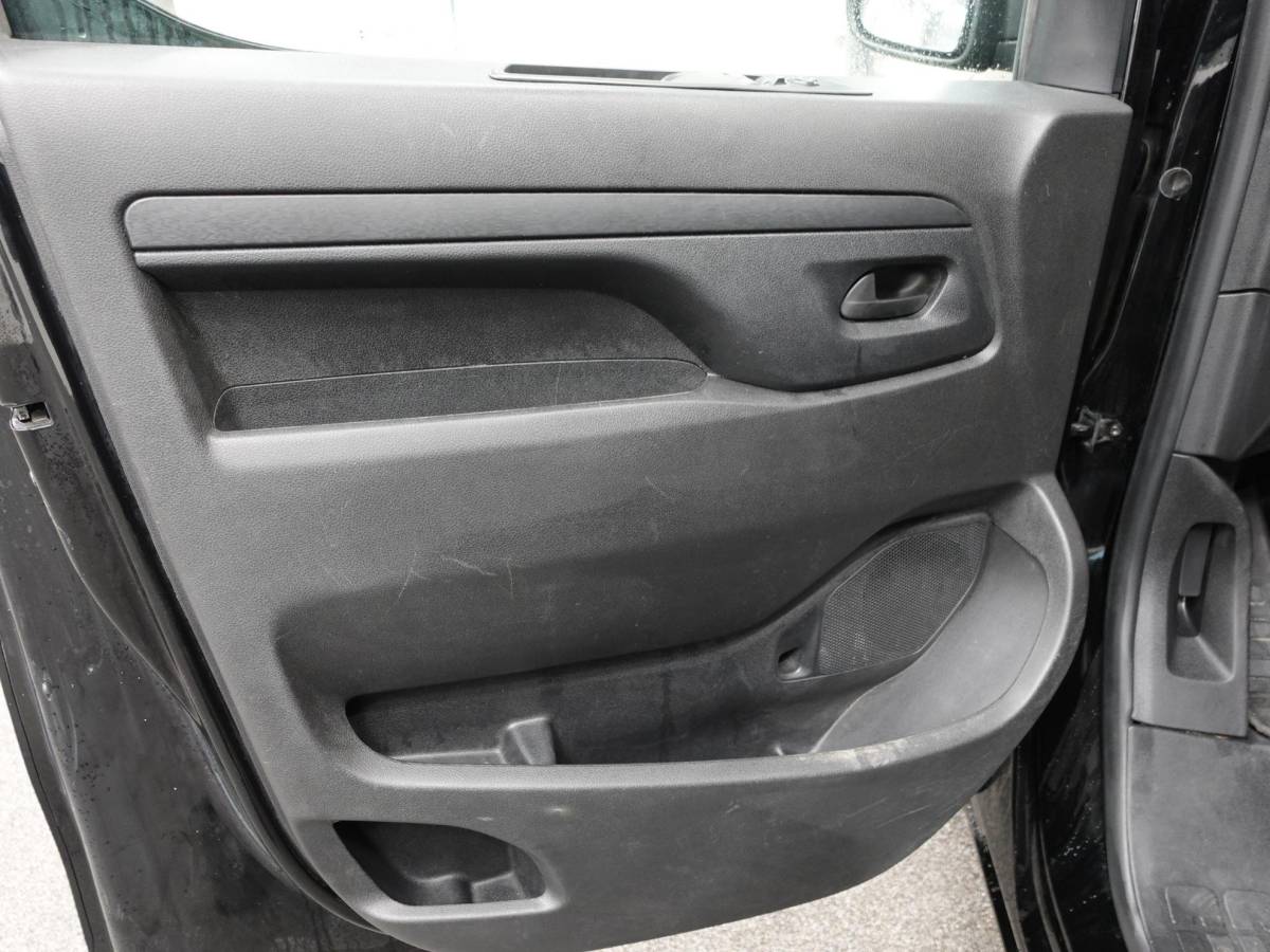 Peugeot Expert Peugeot Expert 2.0 BlueHDI 145PK L3 Automaat Navigatie Airco Trekhaak Carplay Parkeersensoren