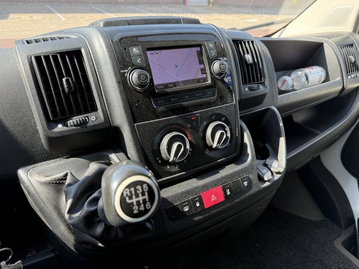 Peugeot Boxer Peugeot Boxer 435 2.2 BlueHDi 165 L3H2 Zwaar Pro Distributieriem nieuw