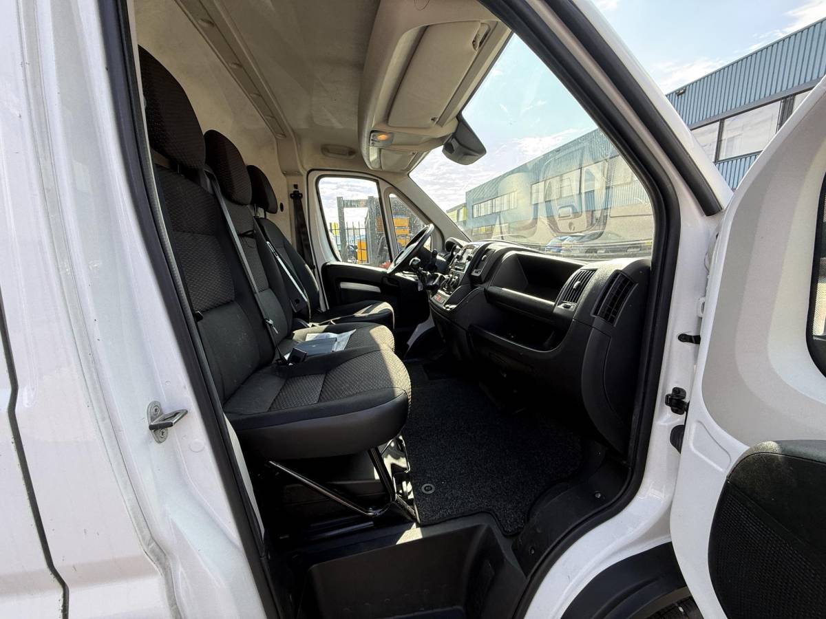 Peugeot Boxer Peugeot Boxer 435 2.2 BlueHDi 165 L3H2 Zwaar Pro Distributieriem nieuw
