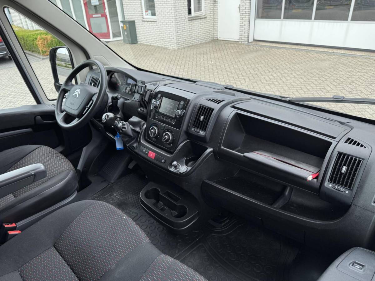 Citroën Jumper Citroen Jumper 30 2.2 BlueHDi 140pk L2H2 Control Economy