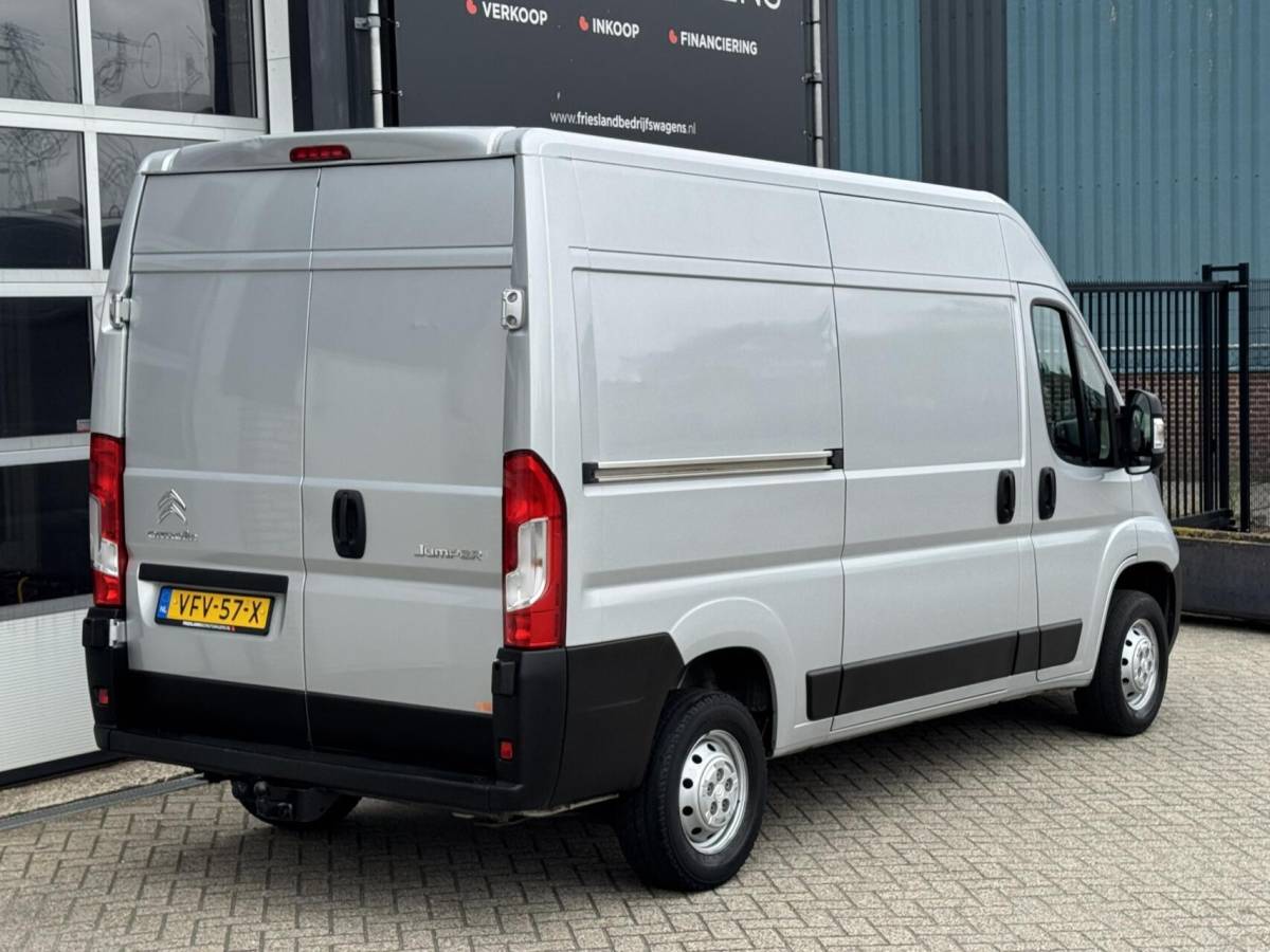 Citroën Jumper Citroen Jumper 30 2.2 BlueHDi 140pk L2H2 Control Economy