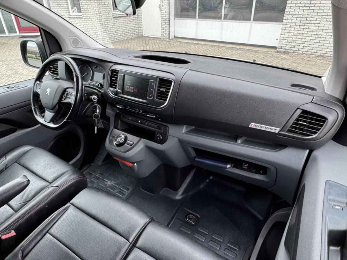 Peugeot Expert Peugeot Expert 227S 2.0 180pk Premium Pack Sport Carplay/Camera/Leder/Clima/Cruise