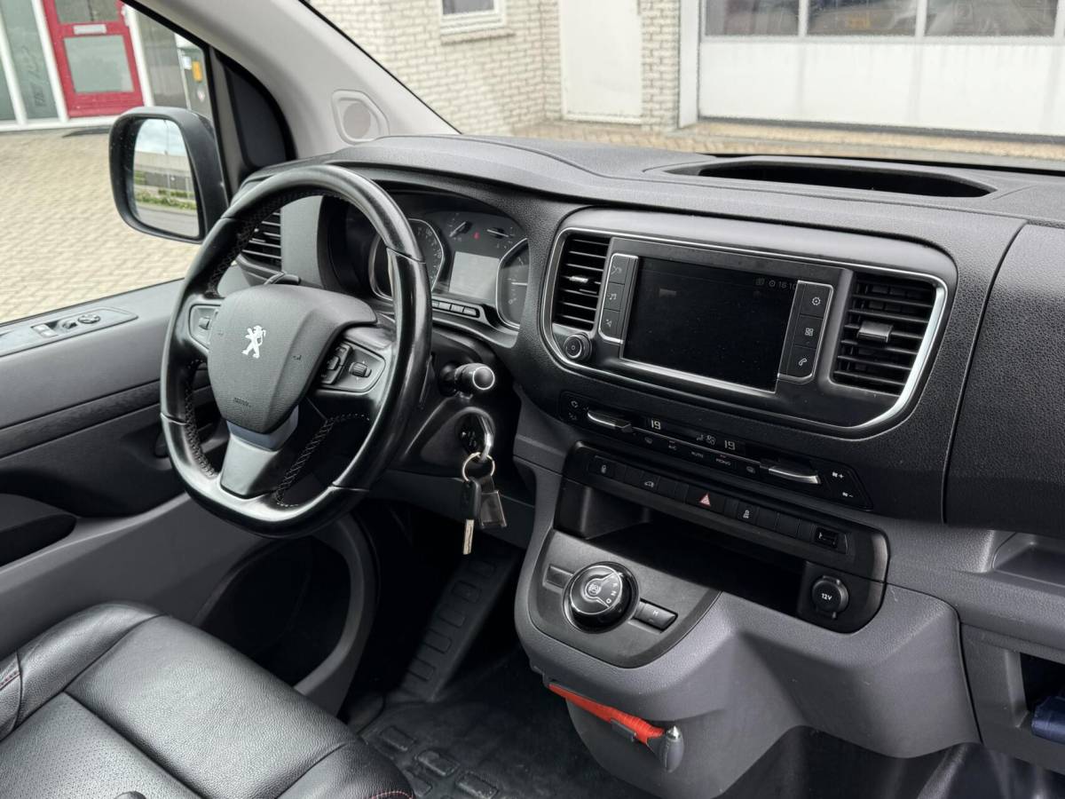 Peugeot Expert Peugeot Expert 227S 2.0 180pk Premium Pack Sport Carplay/Camera/Leder/Clima/Cruise