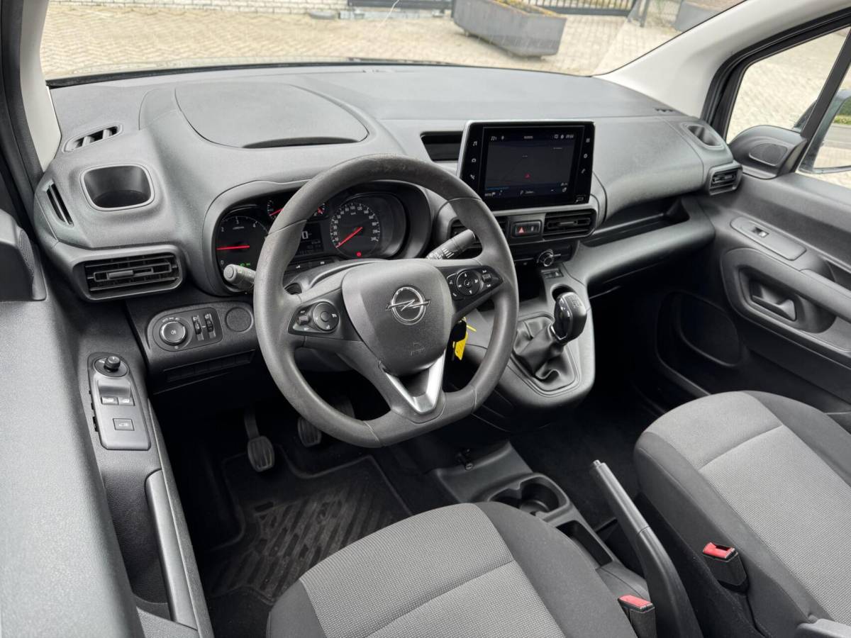 Opel Combo Opel Combo 1.6D L1H1 Edition Trekhaak/Carplay/Navi/Cruise/DAB/Parkeersensoren