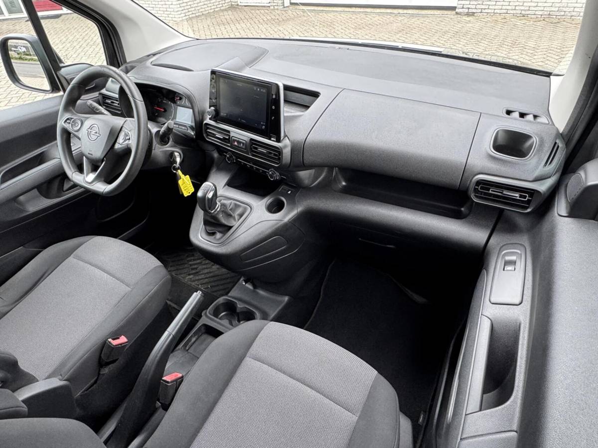Opel Combo Opel Combo 1.6D L1H1 Edition Trekhaak/Carplay/Navi/Cruise/DAB/Parkeersensoren