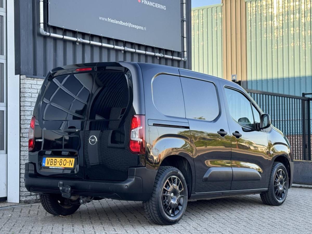 Opel Combo Opel Combo 1.6D L1H1 Edition Trekhaak/Carplay/Navi/Cruise/DAB/Parkeersensoren