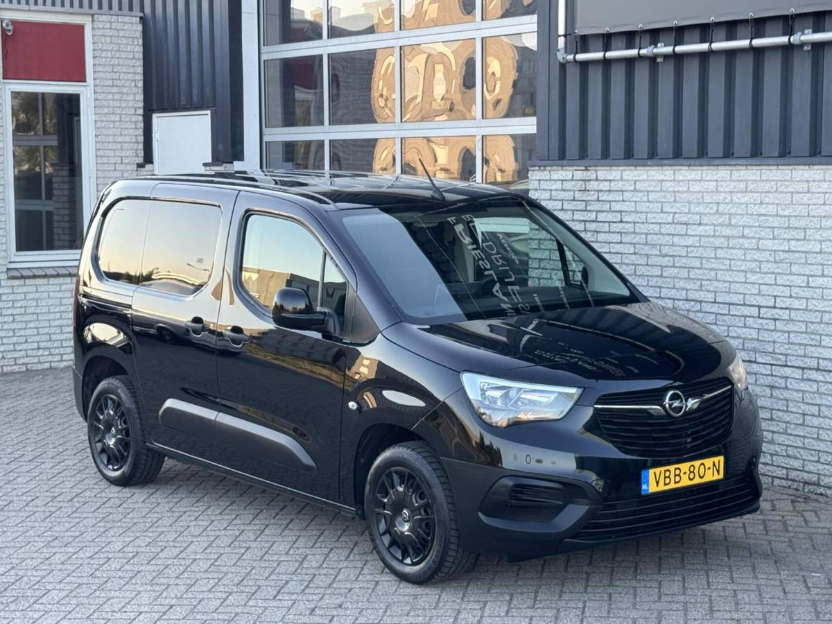 Opel Combo Opel Combo 1.6D L1H1 Edition Trekhaak/Carplay/Navi/Cruise/DAB/Parkeersensoren