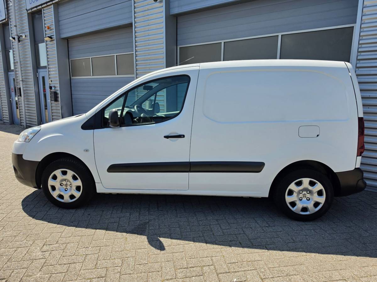 Peugeot Partner Peugeot Partner 120 1.6 VTi L1 XR Grijskenteken – 100% Milieuzone Vrij!