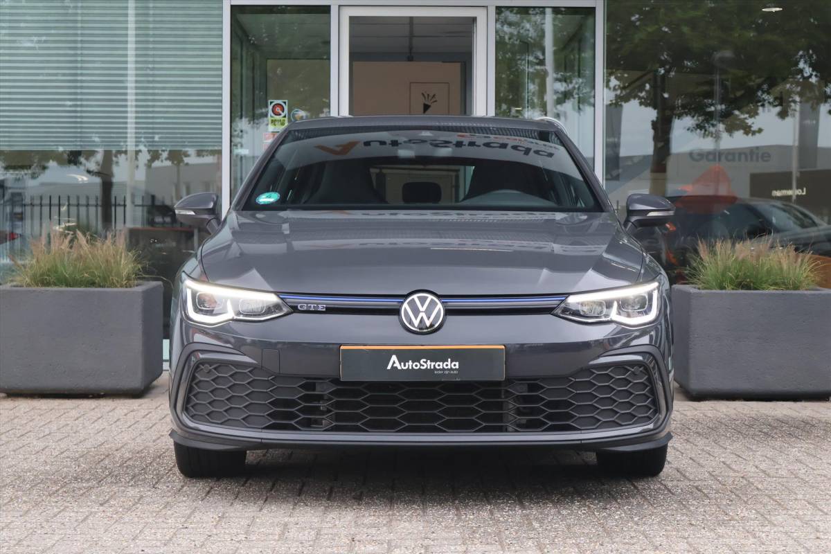 Volkswagen Golf Volkswagen Golf 1.4 eHybrid GTE 204pk DSG I Navi I ACC I Stoelverwarming I Keyless I Climate I Carplay