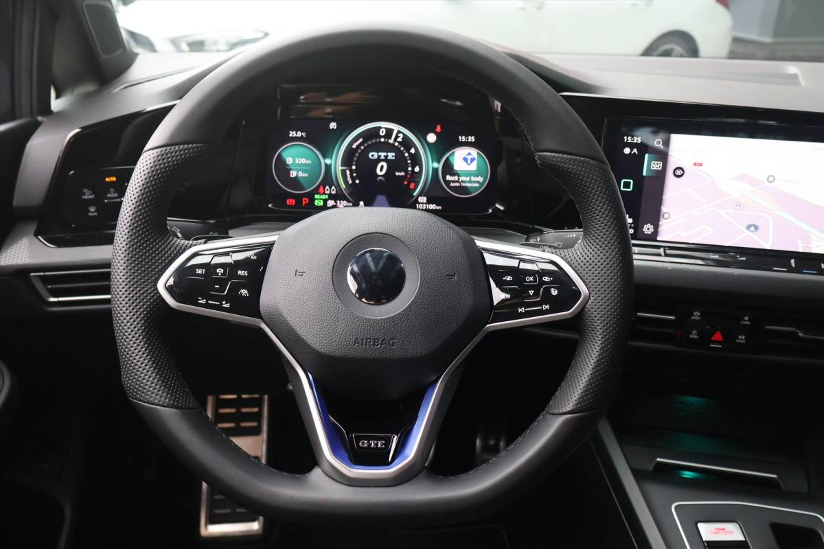 Volkswagen Golf Volkswagen Golf 1.4 eHybrid GTE 204pk DSG I Navi I ACC I Stoelverwarming I Keyless I Climate I Carplay