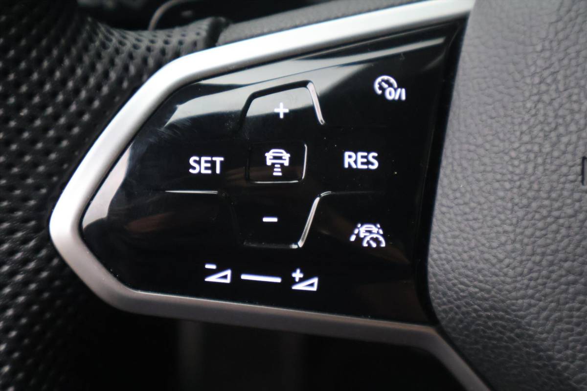 Volkswagen Golf Volkswagen Golf 1.4 eHybrid GTE 204pk DSG I Navi I ACC I Stoelverwarming I Keyless I Climate I Carplay
