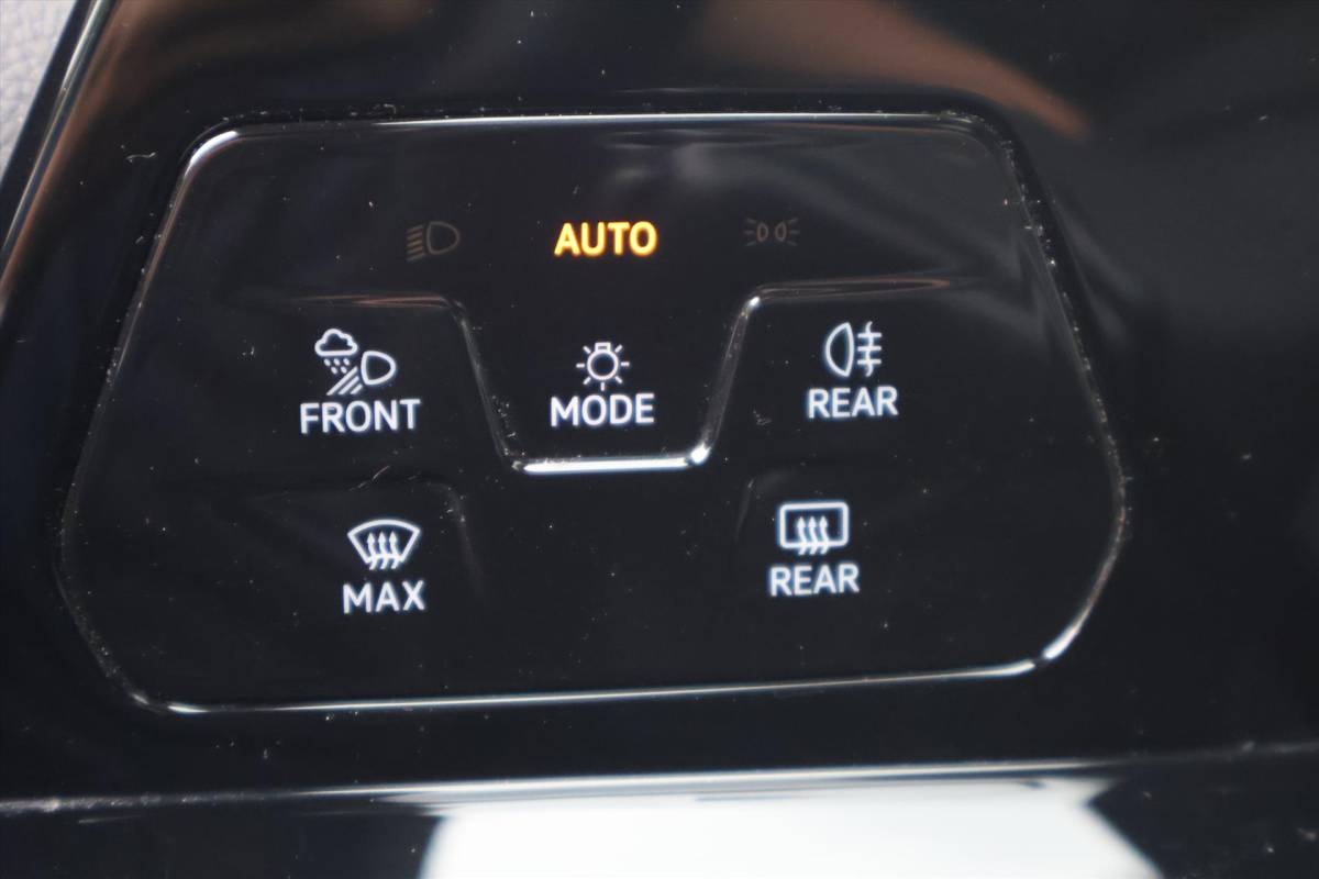 Volkswagen Golf Volkswagen Golf 1.4 eHybrid GTE 204pk DSG I Navi I ACC I Stoelverwarming I Keyless I Climate I Carplay