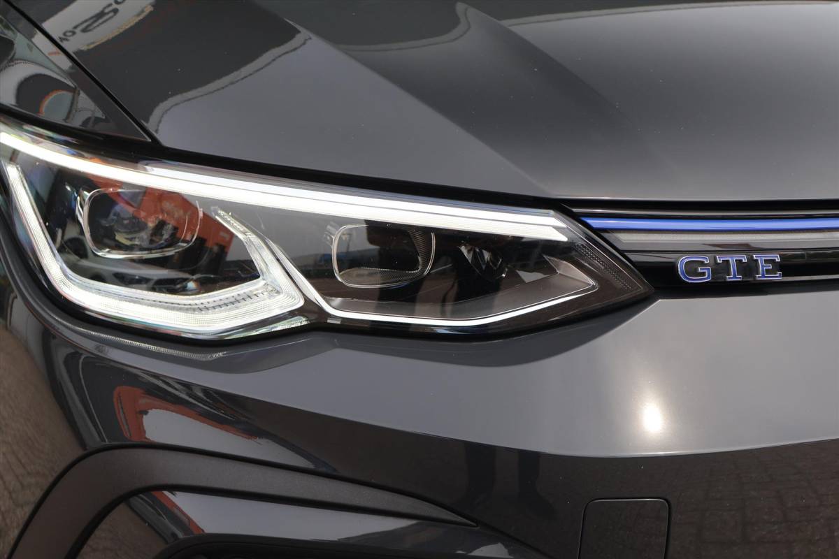 Volkswagen Golf Volkswagen Golf 1.4 eHybrid GTE 204pk DSG I Navi I ACC I Stoelverwarming I Keyless I Climate I Carplay