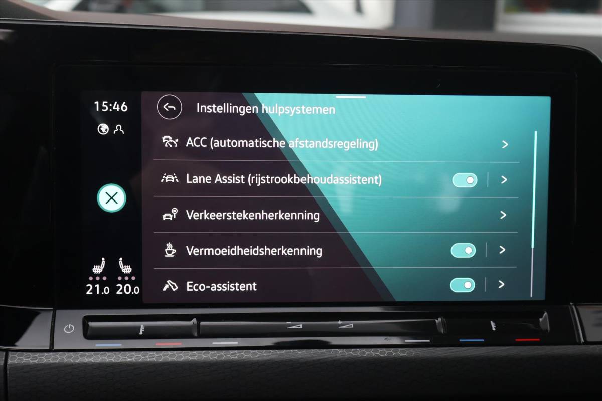 Volkswagen Golf Volkswagen Golf 1.4 eHybrid GTE 204pk DSG I Navi I ACC I Stoelverwarming I Keyless I Climate I Carplay