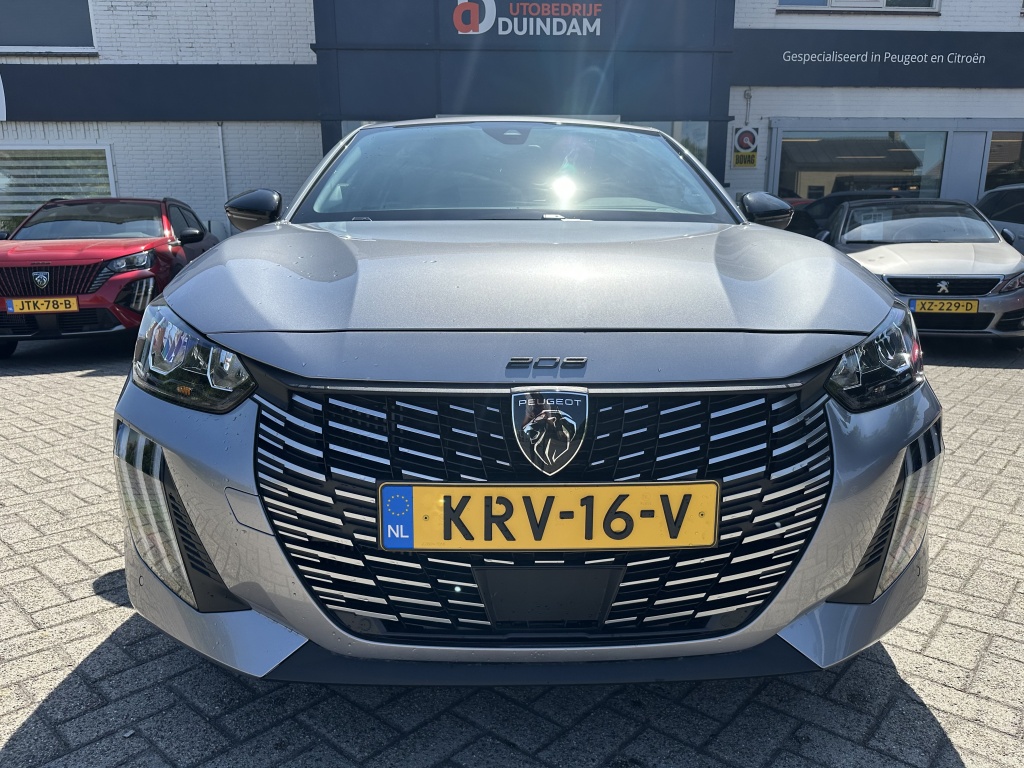 Peugeot 208 Peugeot 208 1.2 Hybrid 100 PK Allure | CarPlay | Climate | Park. sensoren voor & achter |