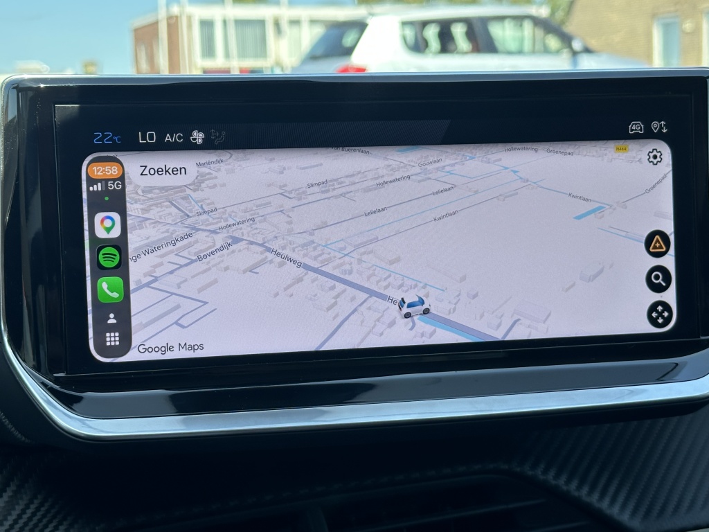 Peugeot 208 Peugeot 208 1.2 Hybrid 100 PK Allure | CarPlay | Climate | Park. sensoren voor & achter |