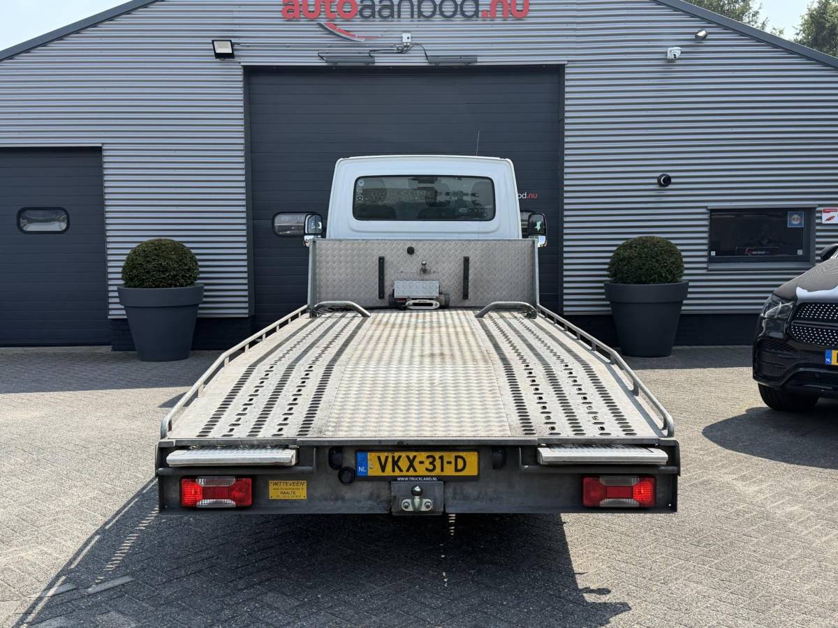Iveco Daily Iveco Daily 35C18H 3.0 410 Oprijwagen | 180 PK | Trekhaak | Dubbel Lucht | Tachograaf | Lier | DAB | Climate Control |