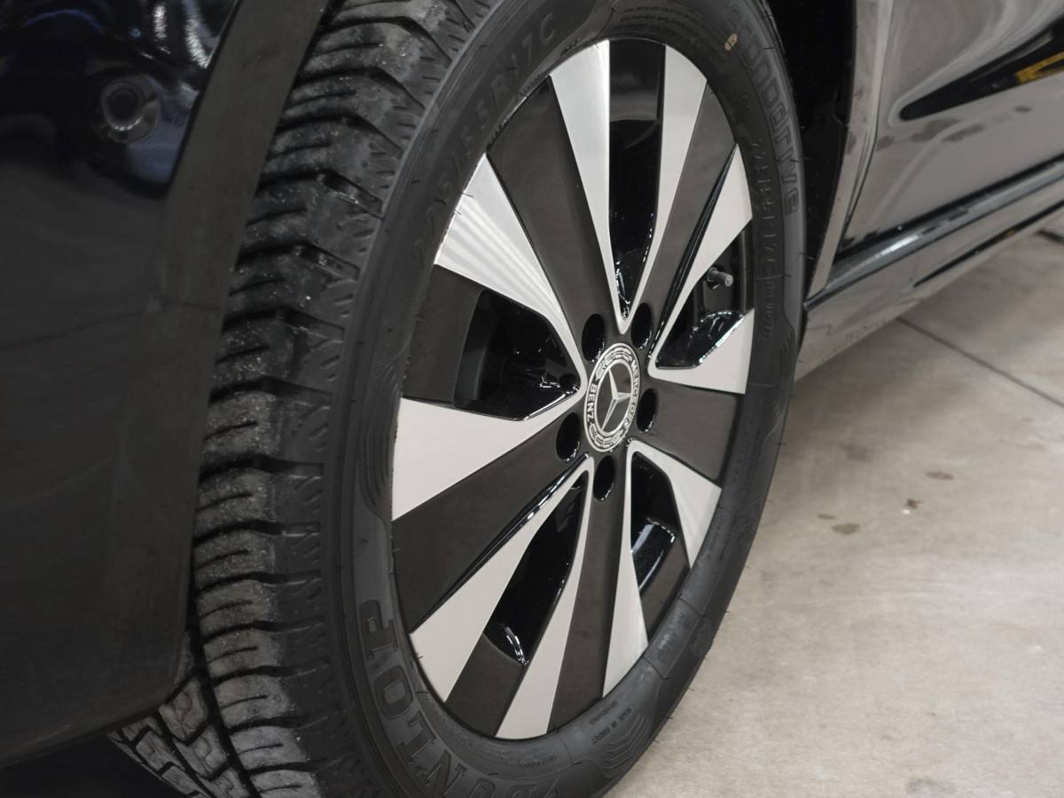 Mercedes-Benz Vito Mercedes-Benz Vito 114 CDI L2 Select Dubbele Cabine Trekhaak Navigatie Apple Carplay/Android Auto Camera Parkeersensoren Cruise Control Climate control Leder Lichtmetalen velgen Getinte ramen
