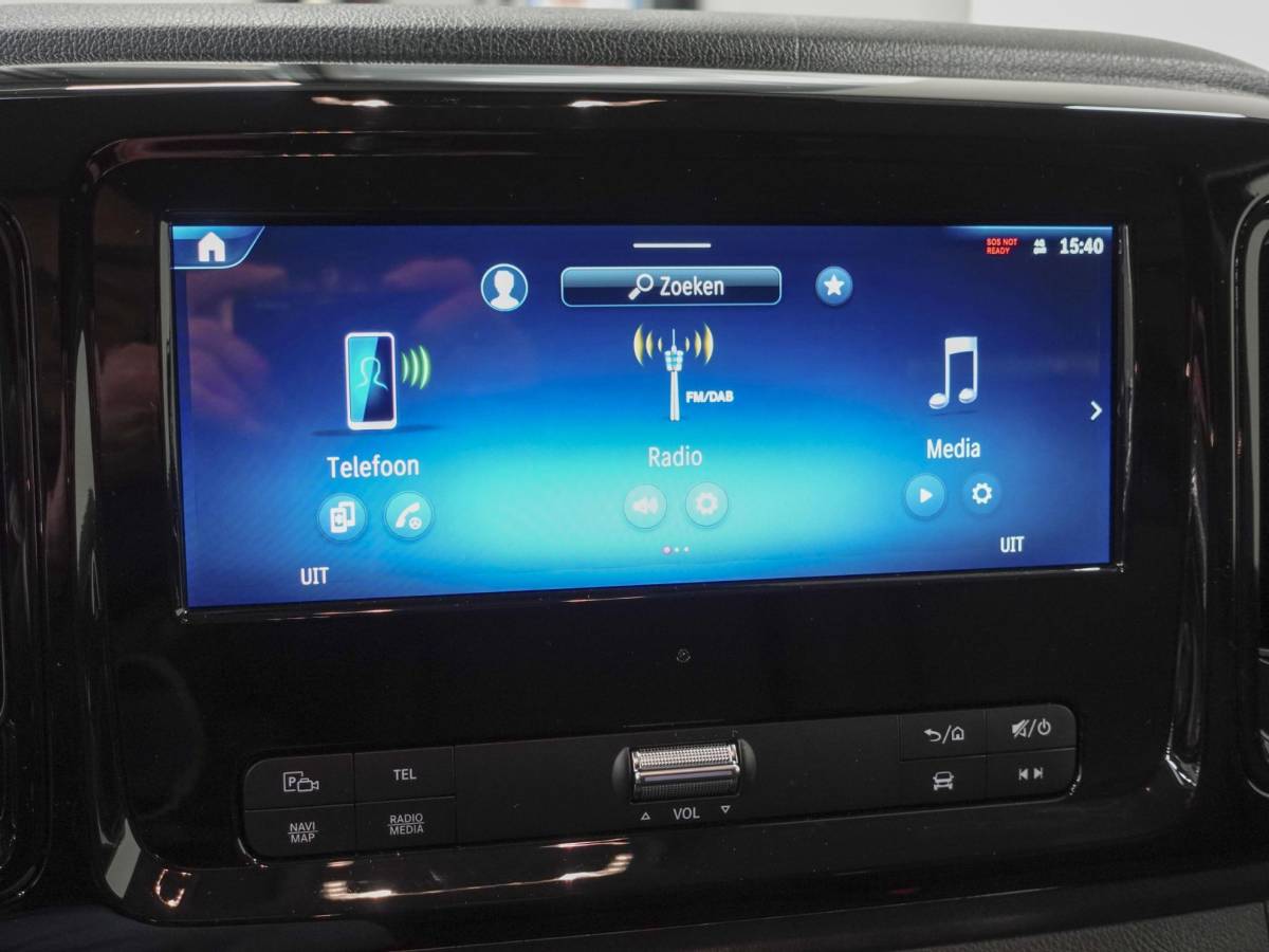 Mercedes-Benz Vito Mercedes-Benz Vito 114 CDI L2 Select Dubbele Cabine Trekhaak Navigatie Apple Carplay/Android Auto Camera Parkeersensoren Cruise Control Climate control Leder Lichtmetalen velgen Getinte ramen