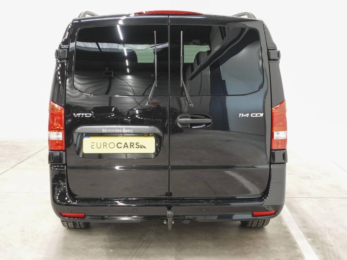 Mercedes-Benz Vito Mercedes-Benz Vito 114 CDI L2 Select Dubbele Cabine Trekhaak Navigatie Apple Carplay/Android Auto Camera Parkeersensoren Cruise Control Climate control Leder Lichtmetalen velgen Getinte ramen